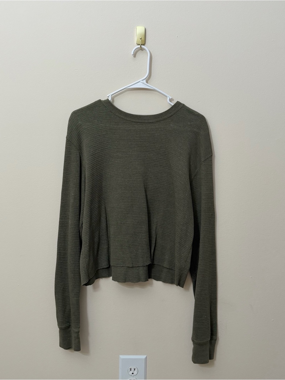 Faded Glory Women's Olive Green Long Sleeve Waffle Knit Crop Top Boxy Oversize M